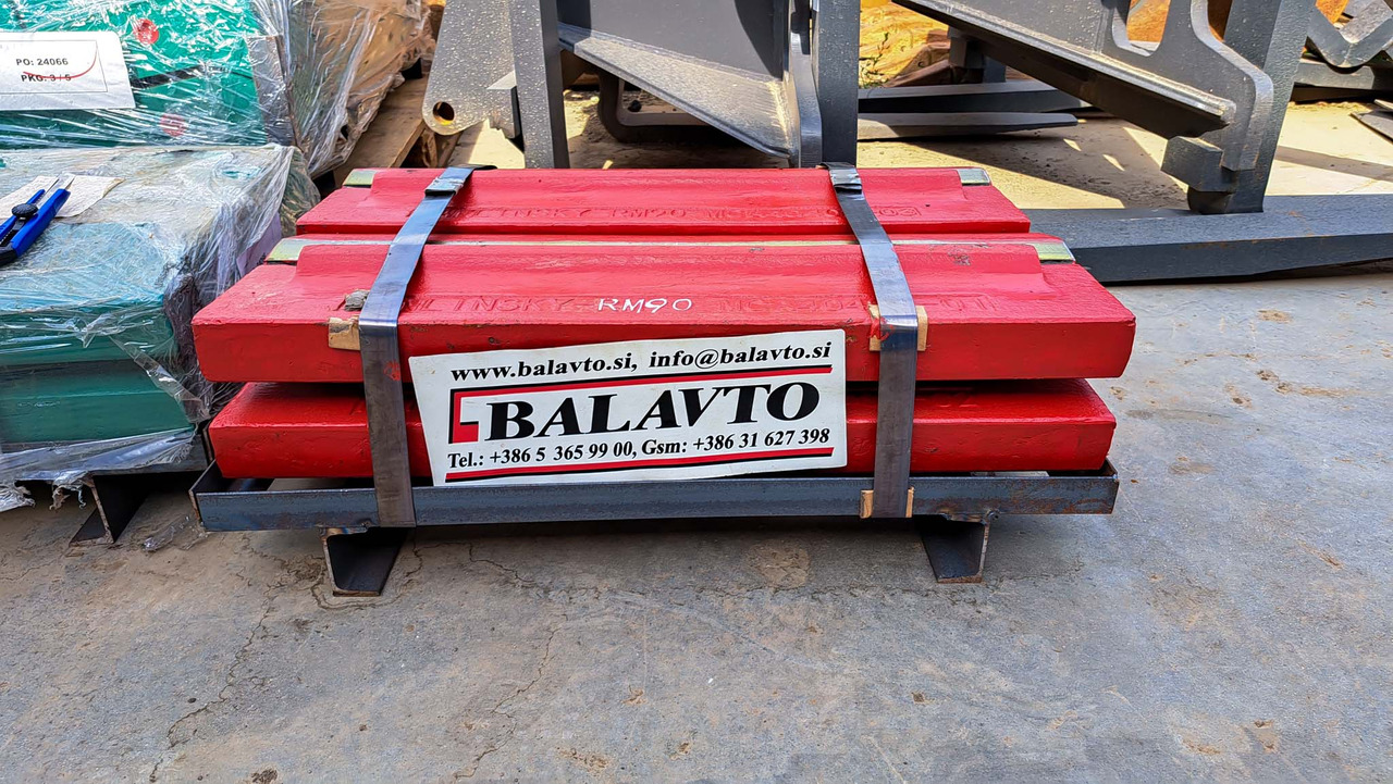 Blow bar Rubble Master RM90 for crusher - Recambio para Machacadora: foto 1 Blow bar Rubble Master RM90 for crusher - Recambio para Machacadora: foto 1