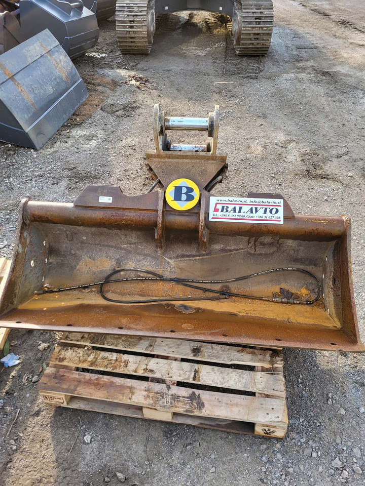 Tilting bucket 1600 mm S60 for 11-18 ton excavators - Cazo para excavadora para Maquinaria de construcción: foto 1 Tilting bucket 1600 mm S60 for 11-18 ton excavators - Cazo para excavadora para Maquinaria de construcción: foto 1