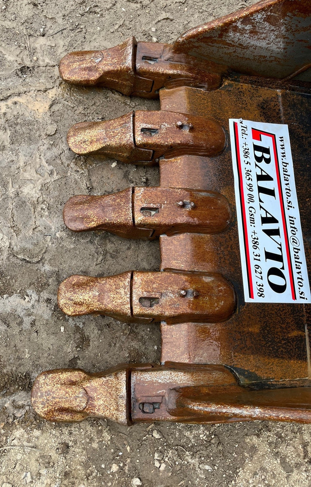 VOLVO Digging bucket 1000 mm - Cazo para excavadora: foto 4 VOLVO Digging bucket 1000 mm - Cazo para excavadora: foto 4