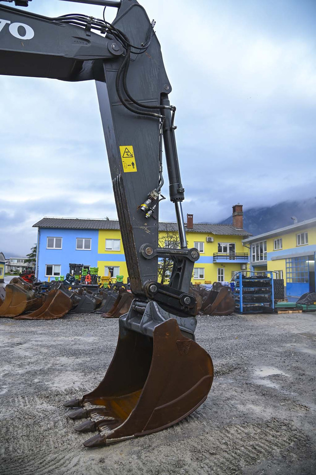 Excavadora de cadenas VOLVO EC300DNL: foto 15 Excavadora de cadenas VOLVO EC300DNL: foto 15