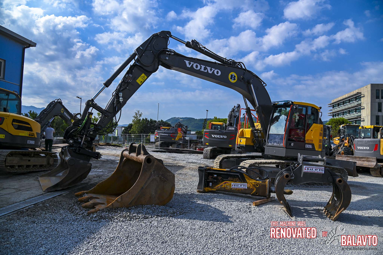 VOLVO ECR235EL - Excavadora de cadenas: foto 2 VOLVO ECR235EL - Excavadora de cadenas: foto 2