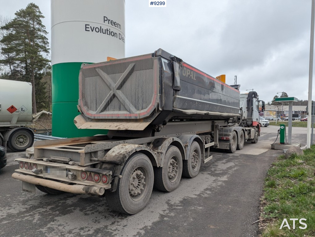 Tractor Unit Mercedes-Benz Arocs 3351 6x4 with tipper trailer - Cabeza tractora: foto 4 Tractor Unit Mercedes-Benz Arocs 3351 6x4 with tipper trailer - Cabeza tractora: foto 4