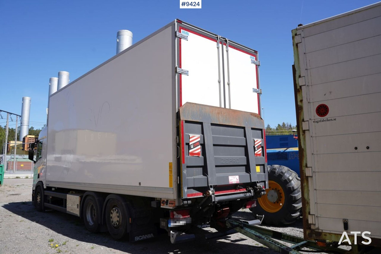 Cooling and freezing box truck Scania R450 - Camión frigorífico: foto 4 Cooling and freezing box truck Scania R450 - Camión frigorífico: foto 4