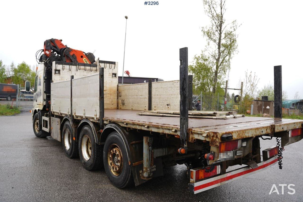 Crane Truck Volvo FM12-39 8X4*4 (SEE VIDEO) - Camión grúa, Camión caja abierta: foto 4 Crane Truck Volvo FM12-39 8X4*4 (SEE VIDEO) - Camión grúa, Camión caja abierta: foto 4