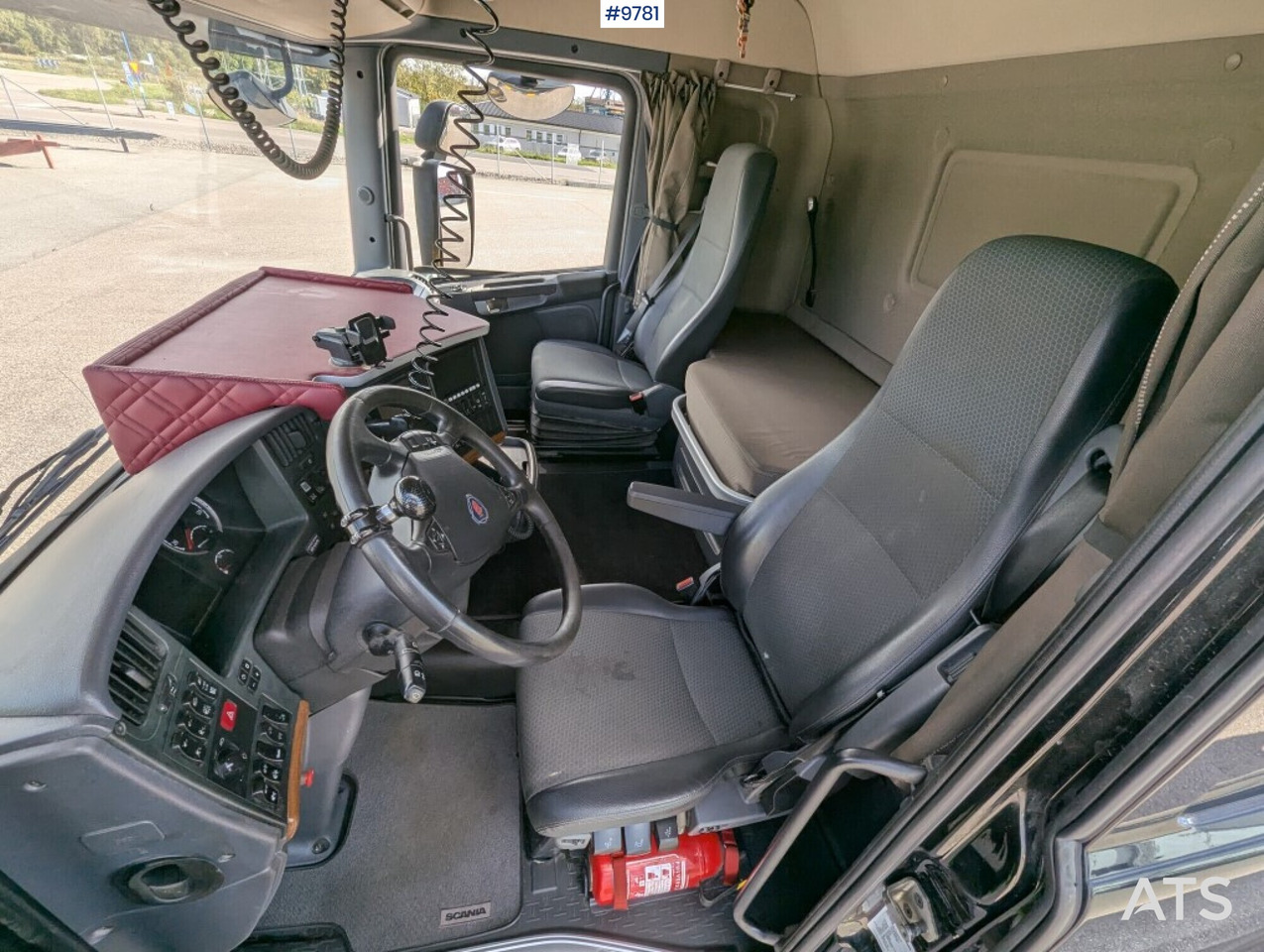 Dump truck Scania R520 8X4 - Camión volquete: foto 5 Dump truck Scania R520 8X4 - Camión volquete: foto 5