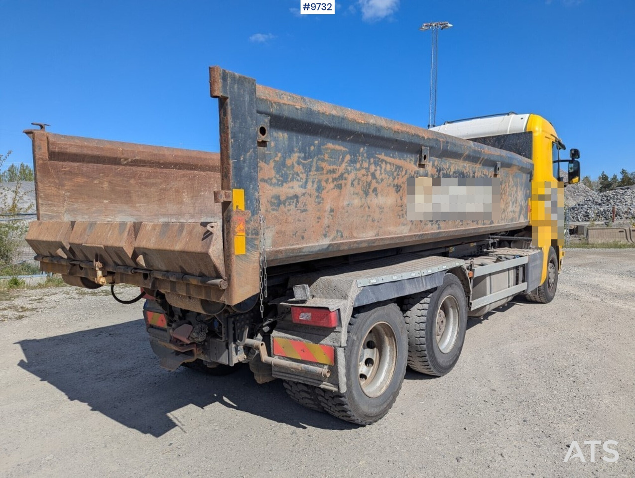 Hooklift Truck Scania R520 6x2 with flatbed - Camión multibasculante: foto 3 Hooklift Truck Scania R520 6x2 with flatbed - Camión multibasculante: foto 3