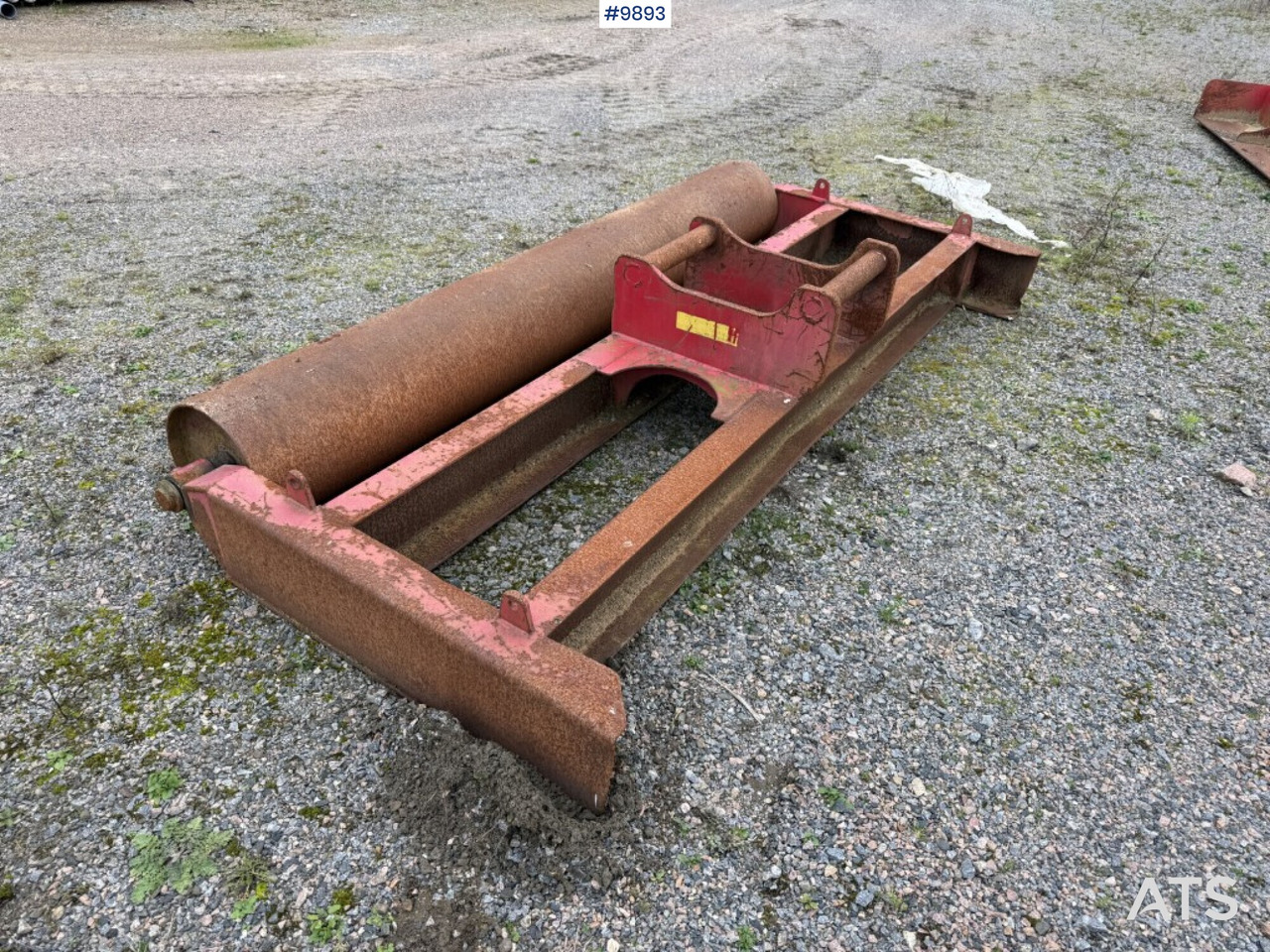 Leveling bar - S60 - Implemento para Maquinaria de construcción: foto 2 Leveling bar - S60 - Implemento para Maquinaria de construcción: foto 2