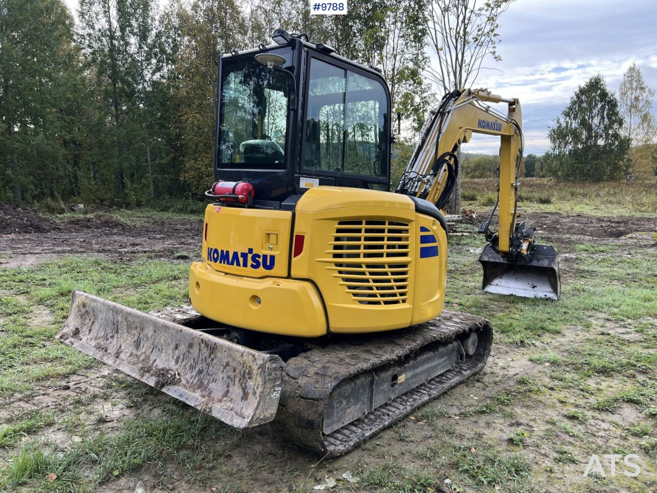 KOMATSU PC55MR-5E0 Excavator with attachments (SEE VIDEO) - Miniexcavadora: foto 4 KOMATSU PC55MR-5E0 Excavator with attachments (SEE VIDEO) - Miniexcavadora: foto 4