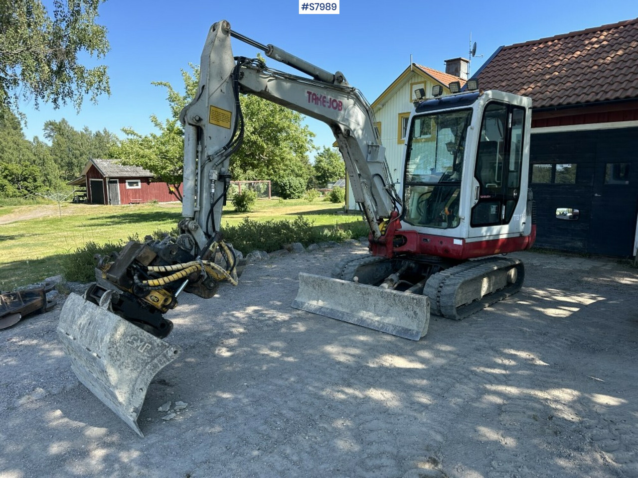 Take Job TB135 Mini excavator with Engcon tiltrotator and gears, See video - Excavadora: foto 1 Take Job TB135 Mini excavator with Engcon tiltrotator and gears, See video - Excavadora: foto 1