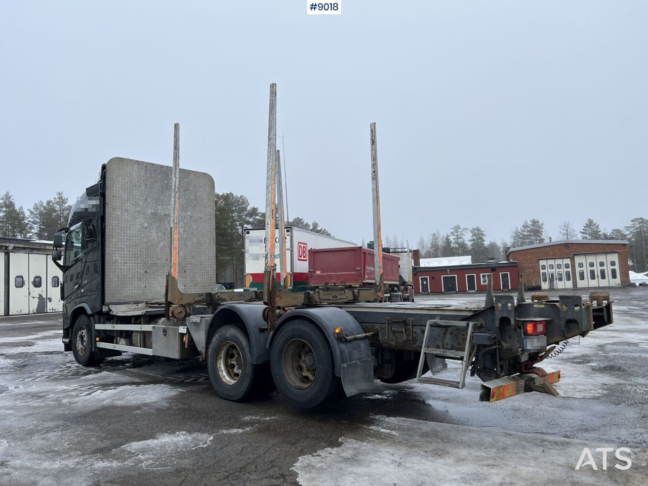 Timber Truck Volvo FH 16 6*4 (SEE VIDEO) - Camión forestal: foto 3 Timber Truck Volvo FH 16 6*4 (SEE VIDEO) - Camión forestal: foto 3