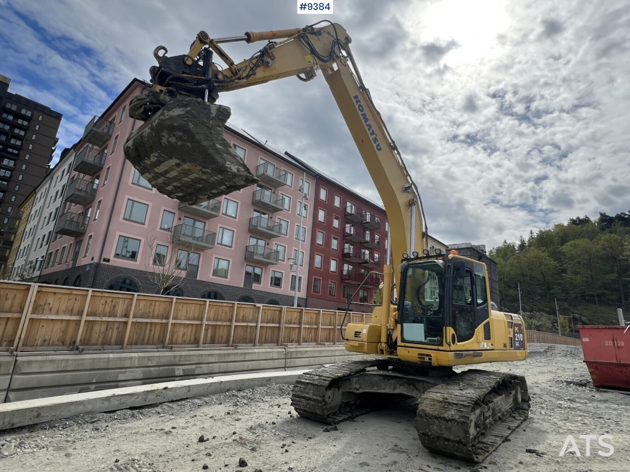 Tracked excavator Komatsu PC210LC (VIDEO) - Excavadora de cadenas: foto 1 Tracked excavator Komatsu PC210LC (VIDEO) - Excavadora de cadenas: foto 1