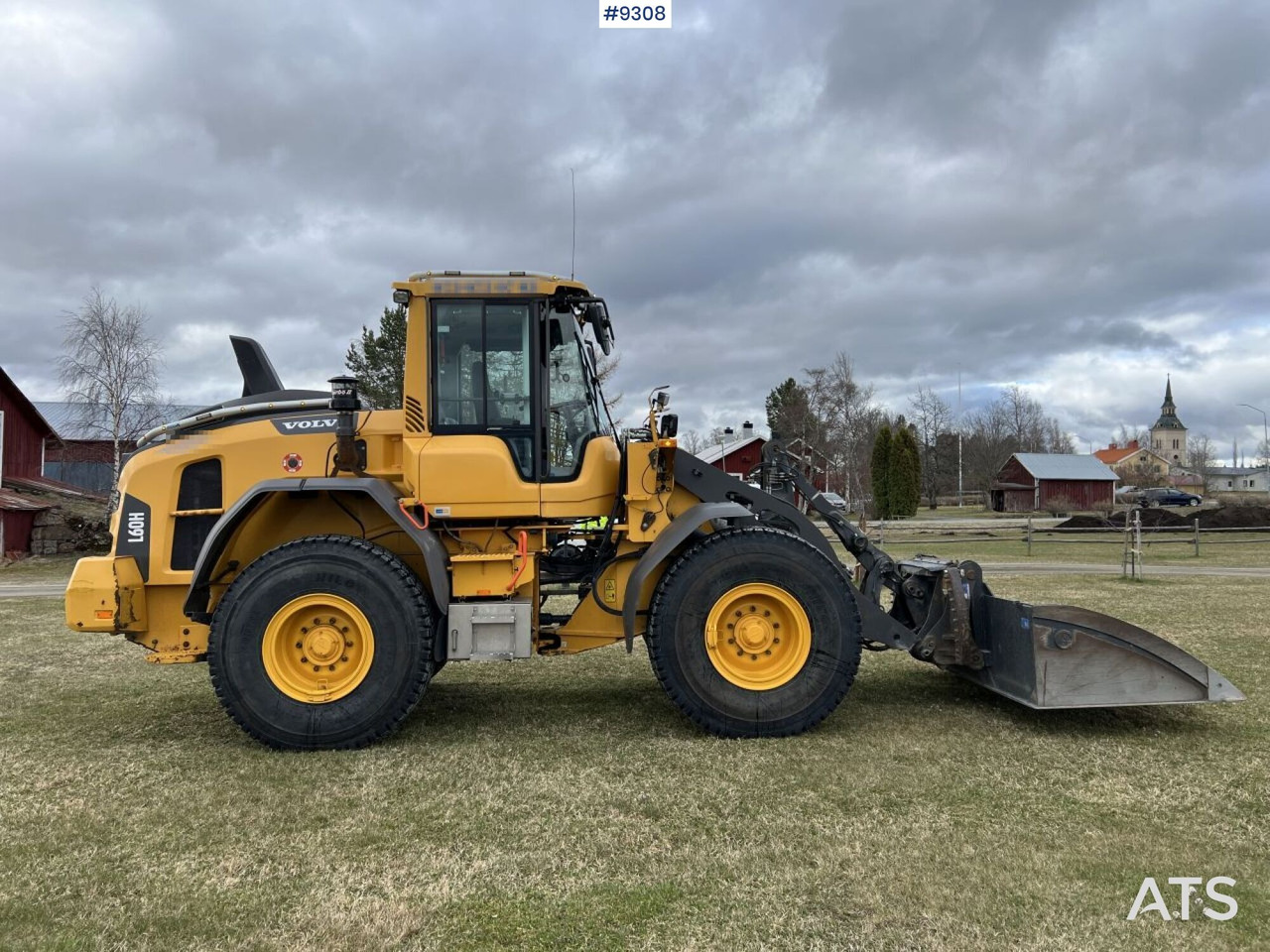 Volvo L60 H Wheel loader with grading bucket (VIDEO) - Cargadora de ruedas: foto 3 Volvo L60 H Wheel loader with grading bucket (VIDEO) - Cargadora de ruedas: foto 3