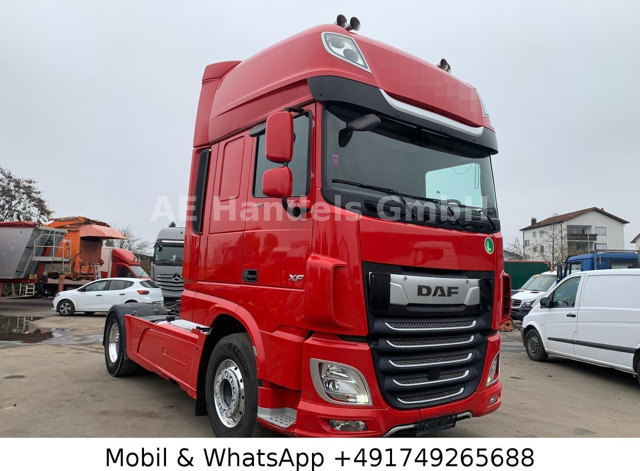 DAF XF 480 SSC BL *Retarder/2-Kreis-Hydr./Standklima - Cabeza tractora: foto 1 DAF XF 480 SSC BL *Retarder/2-Kreis-Hydr./Standklima - Cabeza tractora: foto 1