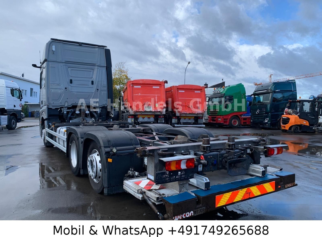 Mercedes-Benz Actros V 2545 BigSpace LL*Retarder/LBW/Lenk+Lift - Camión portacontenedore/ Intercambiable: foto 4 Mercedes-Benz Actros V 2545 BigSpace LL*Retarder/LBW/Lenk+Lift - Camión portacontenedore/ Intercambiable: foto 4