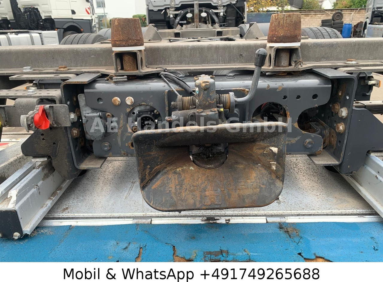 Leasing de  Mercedes-Benz Actros V 2545 BigSpace LL*Retarder/LBW/Lenk+Lift Mercedes-Benz Actros V 2545 BigSpace LL*Retarder/LBW/Lenk+Lift: foto 12