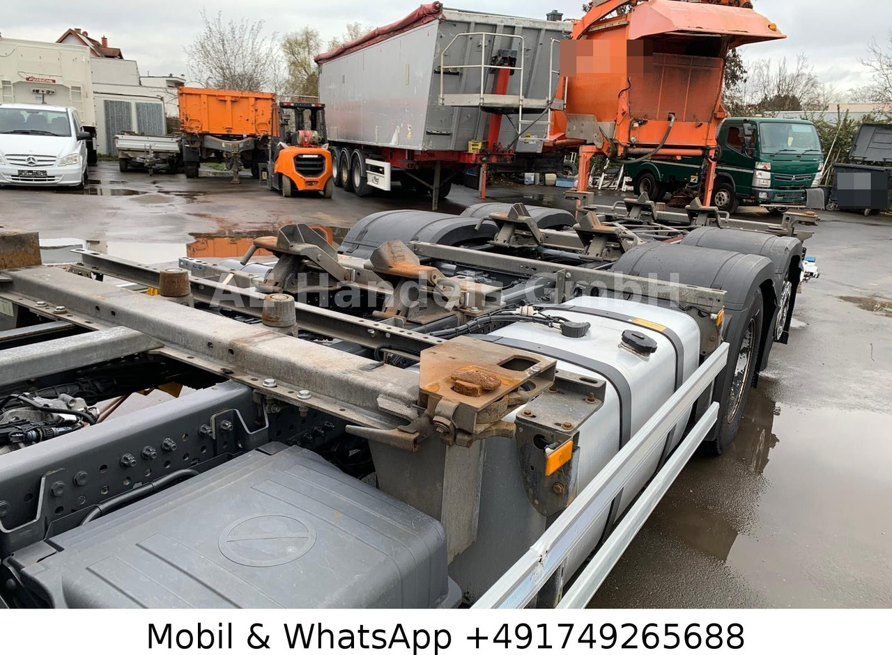 Camión portacontenedore/ Intercambiable Mercedes-Benz Actros V 2545 GigaSpace BDF *Retarder/Multi/LBW: foto 11 Camión portacontenedore/ Intercambiable Mercedes-Benz Actros V 2545 GigaSpace BDF *Retarder/Multi/LBW: foto 11