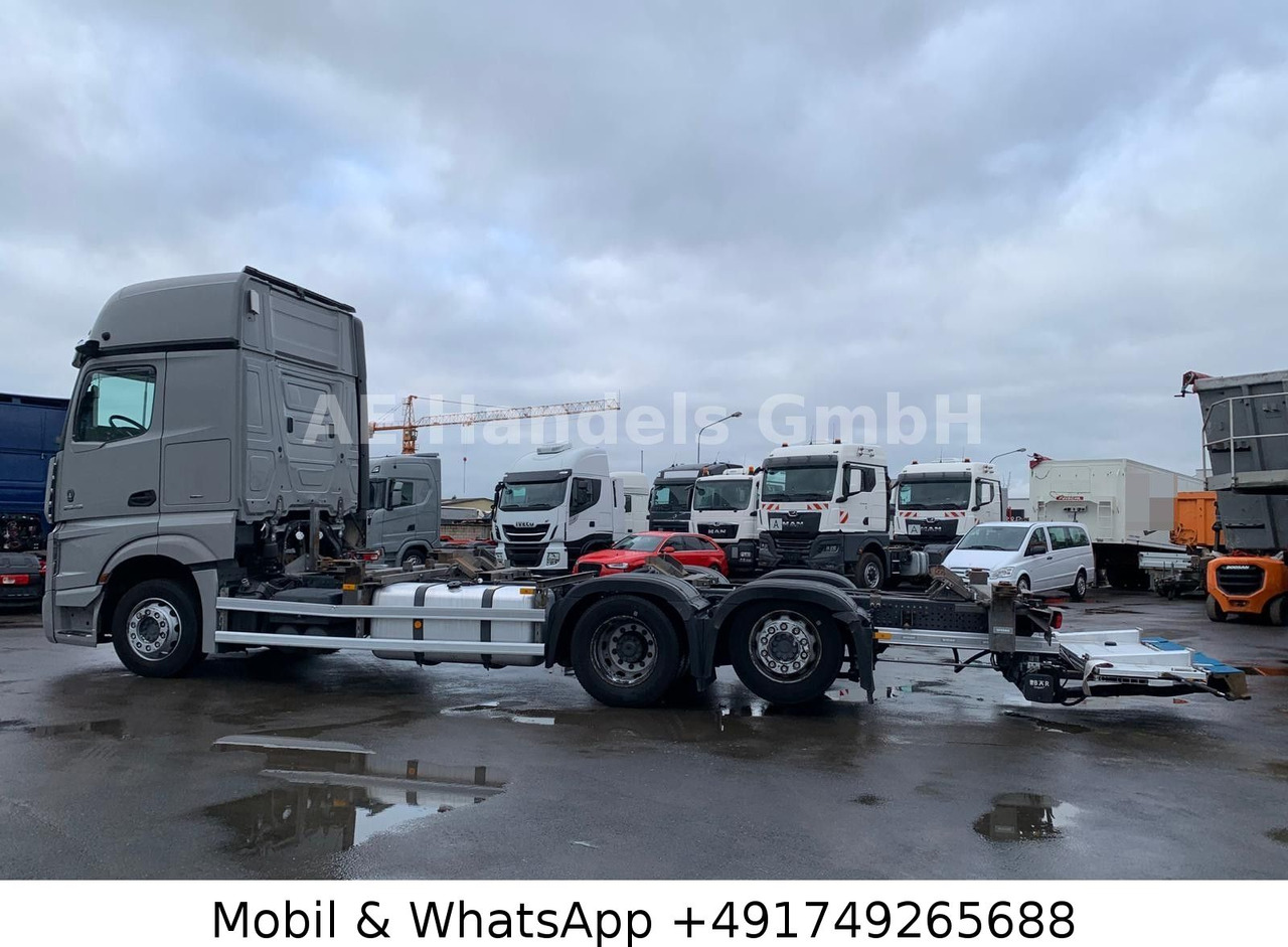 Camión portacontenedore/ Intercambiable Mercedes-Benz Actros V 2545 GigaSpace BDF *Retarder/Multi/LBW: foto 6 Camión portacontenedore/ Intercambiable Mercedes-Benz Actros V 2545 GigaSpace BDF *Retarder/Multi/LBW: foto 6