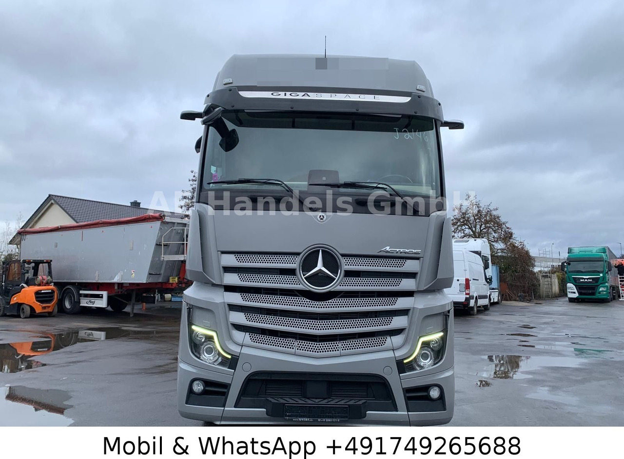 Camión portacontenedore/ Intercambiable Mercedes-Benz Actros V 2545 GigaSpace BDF *Retarder/Multi/LBW: foto 8 Camión portacontenedore/ Intercambiable Mercedes-Benz Actros V 2545 GigaSpace BDF *Retarder/Multi/LBW: foto 8