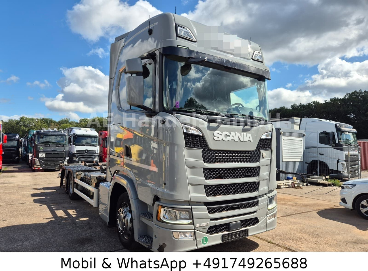 Scania S450 HighLine BDF *Retarder/Lenk+Lift/Multi/LBW - Camión portacontenedore/ Intercambiable: foto 1 Scania S450 HighLine BDF *Retarder/Lenk+Lift/Multi/LBW - Camión portacontenedore/ Intercambiable: foto 1