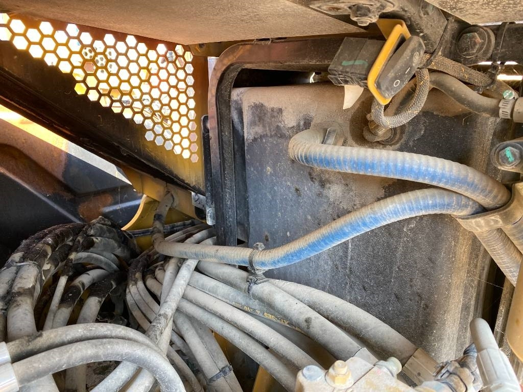 Excavadora de cadenas CAT CAT 308 CR avec Certificat CE Origine Française: foto 37