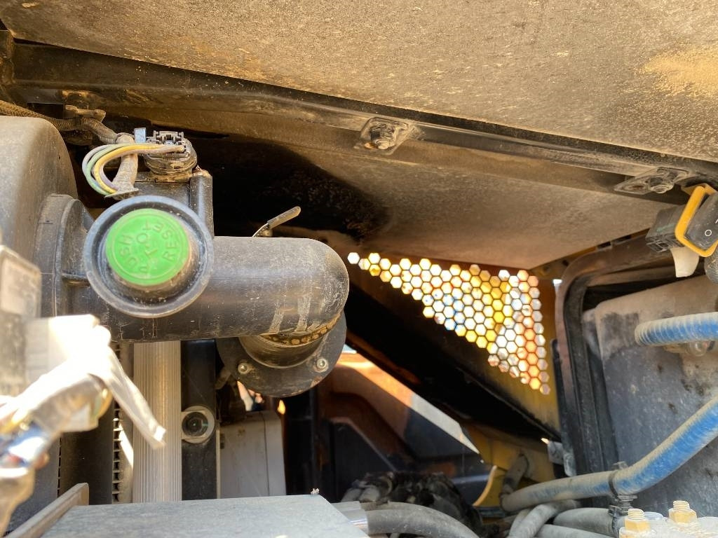 Excavadora de cadenas CAT CAT 308 CR avec Certificat CE Origine Française: foto 36