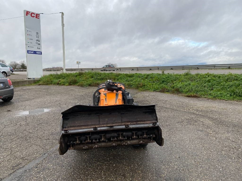 Energreen ENERGREEN ROBOGREEN EVO + HEAD 130 1er Main - Trituradora forestal: foto 2 Energreen ENERGREEN ROBOGREEN EVO + HEAD 130 1er Main - Trituradora forestal: foto 2