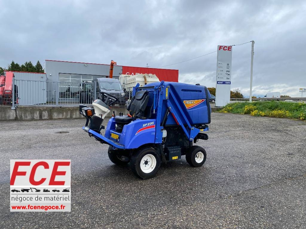 Iseki SF 235F 1er Main endommagée  - Segadora: foto 1 Iseki SF 235F 1er Main endommagée  - Segadora: foto 1