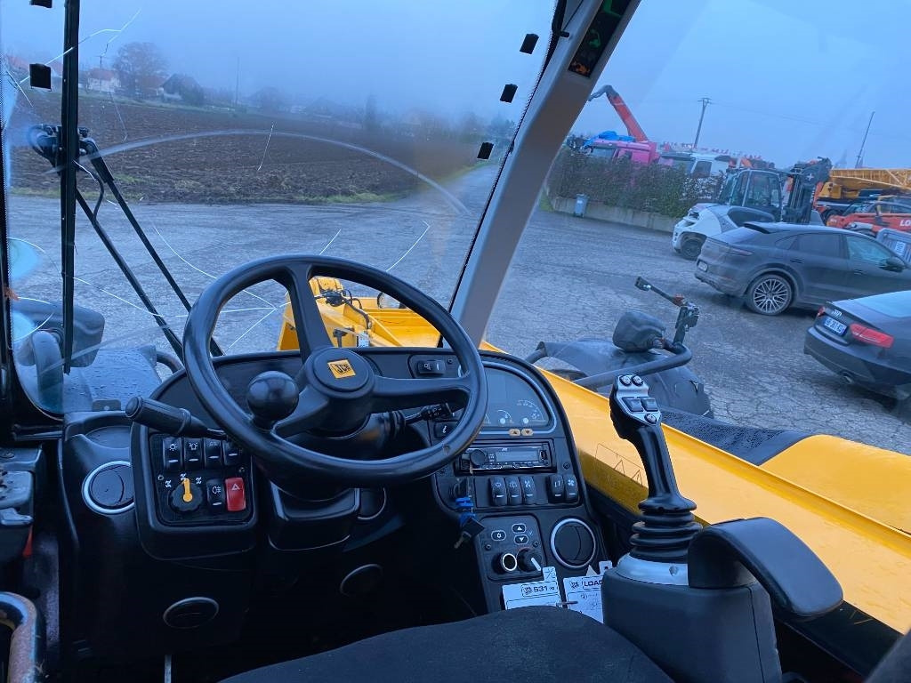 Manipulador telescópico JCB 531-70 Agri Super 40km: foto 23