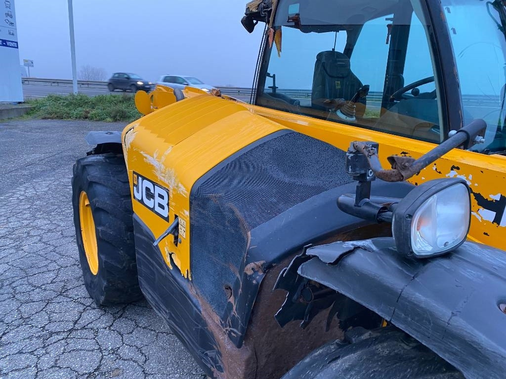 Manipulador telescópico JCB 531-70 Agri Super 40km: foto 41