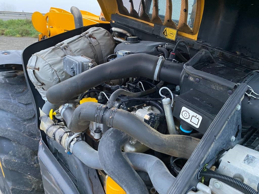 Manipulador telescópico JCB 531-70 Agri Super 40km: foto 39