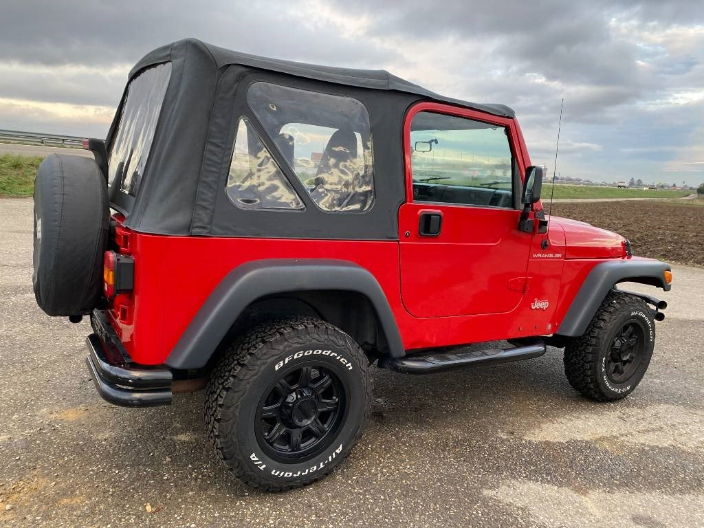 Jeep WRANGLER 2.5i 118 Véhicule d'Origine Française - SUV/ Todoterreno: foto 4 Jeep WRANGLER 2.5i 118 Véhicule d'Origine Française - SUV/ Todoterreno: foto 4