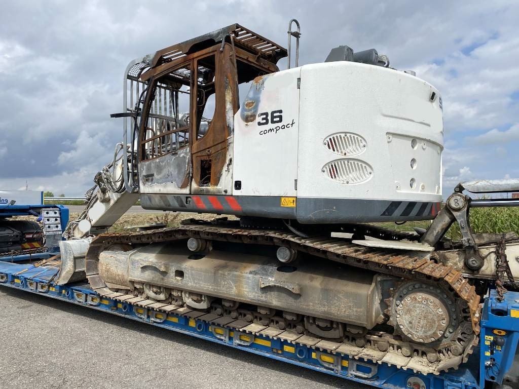 Liebherr R936 COMPACT NLC / Origine Française - Excavadora de cadenas: foto 2 Liebherr R936 COMPACT NLC / Origine Française - Excavadora de cadenas: foto 2