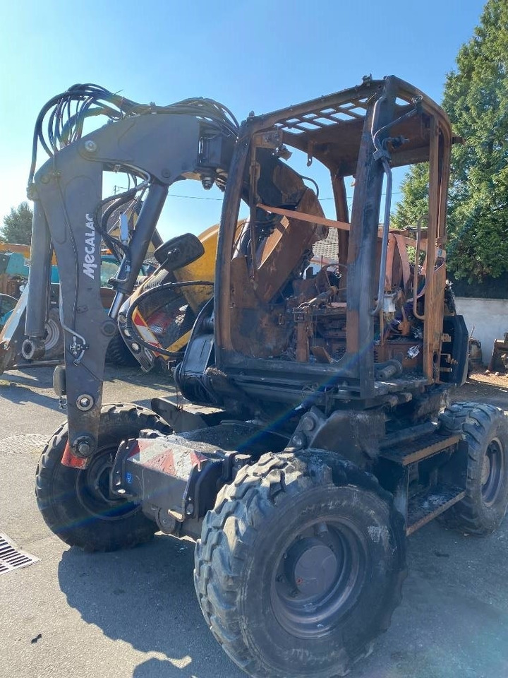 Excavadora de ruedas Mecalac 7 MWR Origine Française endommagée: foto 13 Excavadora de ruedas Mecalac 7 MWR Origine Française endommagée: foto 13