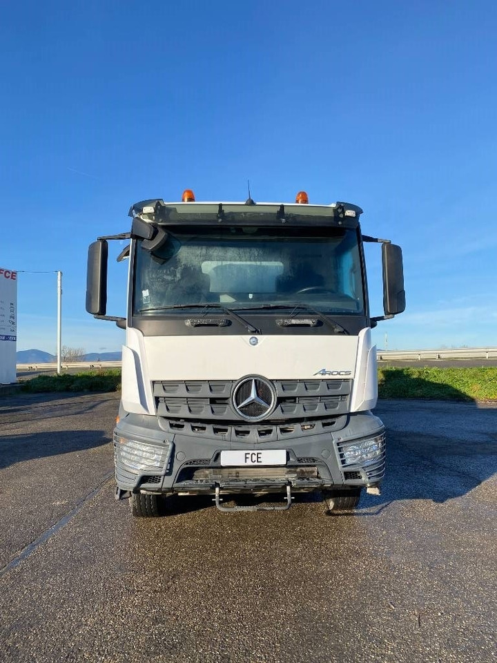 Mercedes-Benz AROCS 3240/EUROMIXBETON 9M3 endommagé - Camión hormigonera: foto 2 Mercedes-Benz AROCS 3240/EUROMIXBETON 9M3 endommagé - Camión hormigonera: foto 2