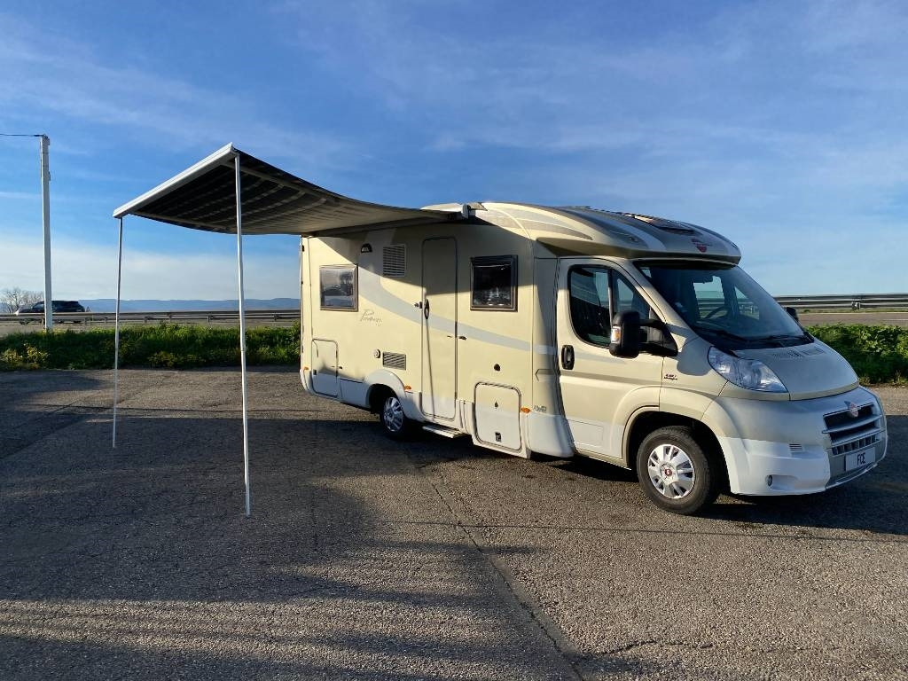 Fiat BURSTNER Privilège T615-DUCATO 130 M/Jet endommagé - Otra maquinaria: foto 4 Fiat BURSTNER Privilège T615-DUCATO 130 M/Jet endommagé - Otra maquinaria: foto 4