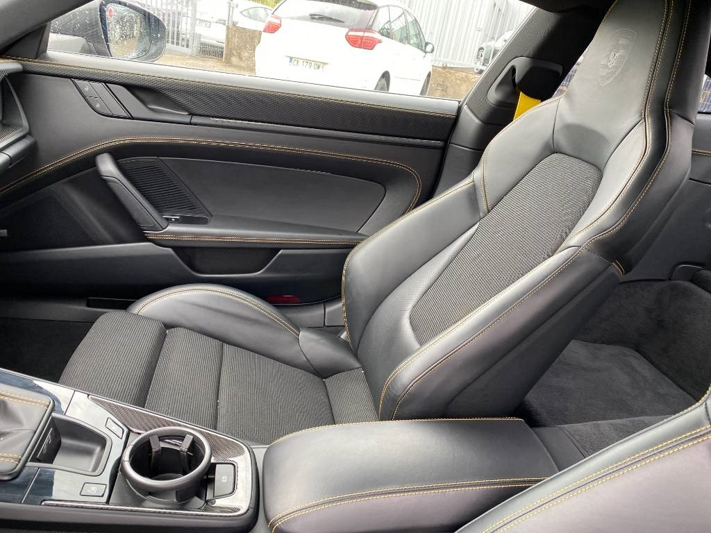 Coche Porsche 911/ 992 - 4.0i GT3 Pack Touring 1er Main: foto 35