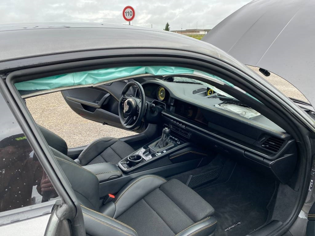 Coche Porsche 911/ 992 - 4.0i GT3 Pack Touring 1er Main: foto 20