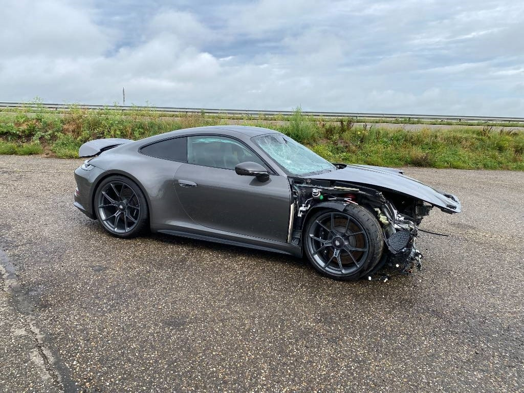 Porsche 911/ 992 - 4.0i GT3 Pack Touring 1er Main  - Coche: foto 3 Porsche 911/ 992 - 4.0i GT3 Pack Touring 1er Main  - Coche: foto 3