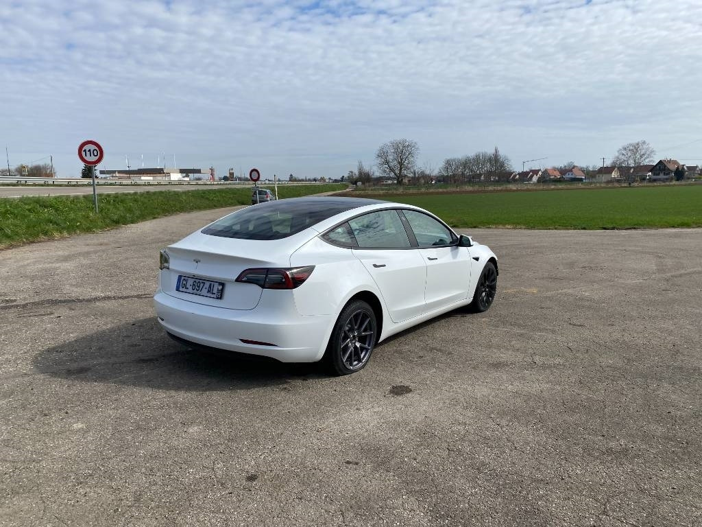 Tesla MODEL 3 - 5YJ3 Rwd Origine Française - Sedan: foto 4 Tesla MODEL 3 - 5YJ3 Rwd Origine Française - Sedan: foto 4