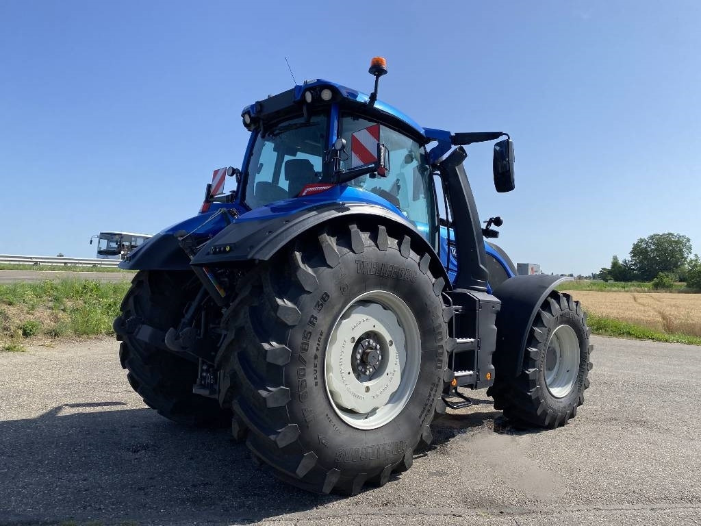 Valtra Q 285 Carte Grise Française 1er Main endommagé - Tractor: foto 4 Valtra Q 285 Carte Grise Française 1er Main endommagé - Tractor: foto 4