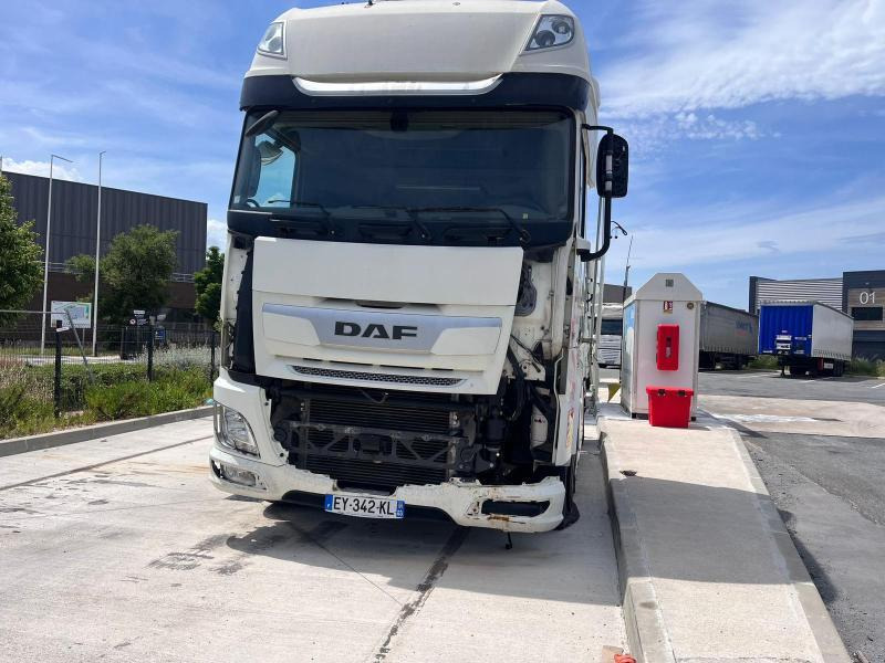 DAF XF 530 - Cabeza tractora: foto 2 DAF XF 530 - Cabeza tractora: foto 2