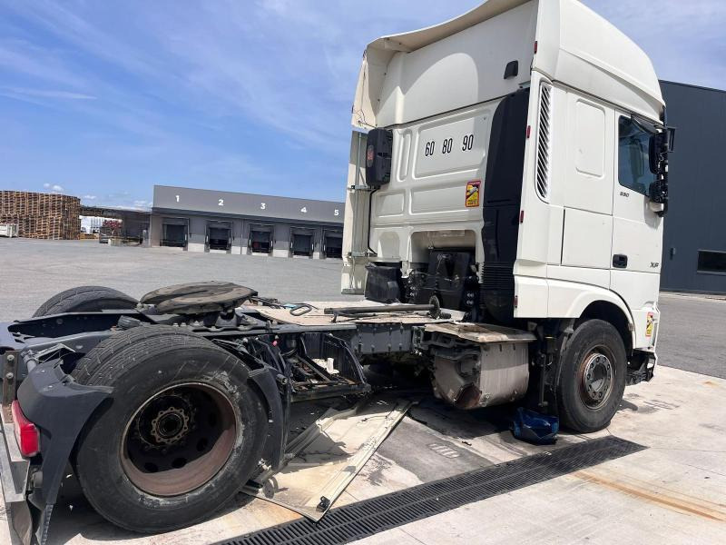 DAF XF 530 - Cabeza tractora: foto 4 DAF XF 530 - Cabeza tractora: foto 4