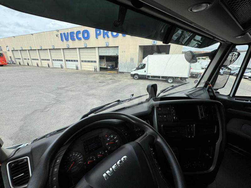 Cabeza tractora Iveco STRALIS 460 MIX LNG/CNG: foto 11
