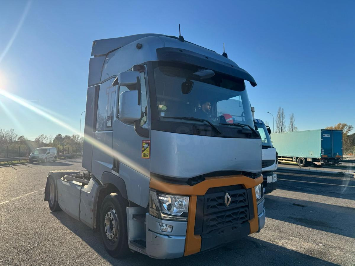 Renault T 480 - Cabeza tractora: foto 3 Renault T 480 - Cabeza tractora: foto 3