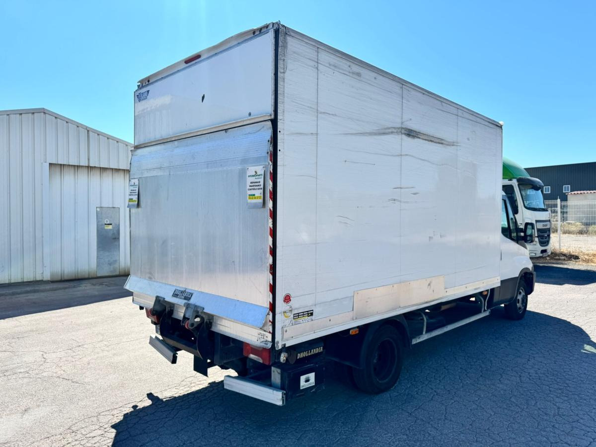 Iveco Daily 35C14 - Furgoneta caja cerrada: foto 4 Iveco Daily 35C14 - Furgoneta caja cerrada: foto 4