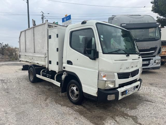 Mitsubishi Fuso CANTER 35C13 FUSO BENNE - Furgoneta basculante: foto 1 Mitsubishi Fuso CANTER 35C13 FUSO BENNE - Furgoneta basculante: foto 1