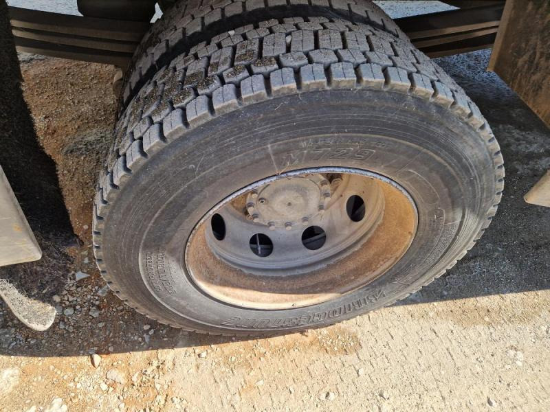 Camión caja cerrada Renault Midlum 220 DCI: foto 9