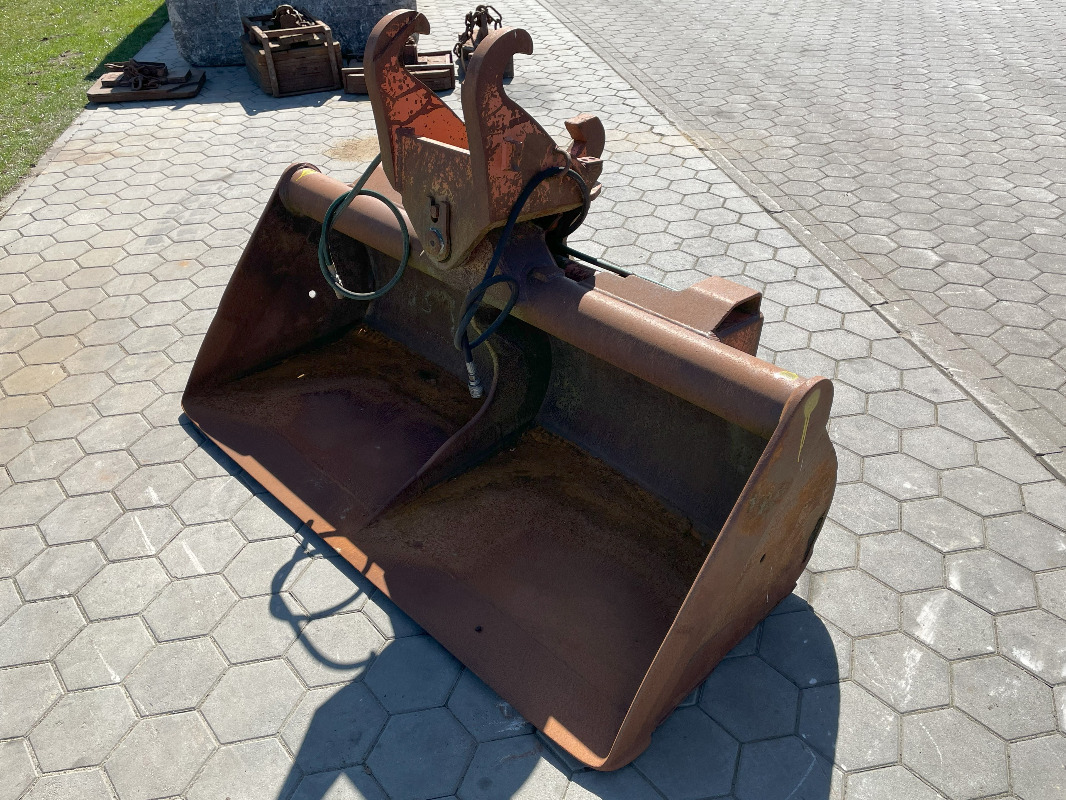 UNIVERSALLÖFFEL 2.000 MM - Cazo: foto 1 UNIVERSALLÖFFEL 2.000 MM - Cazo: foto 1