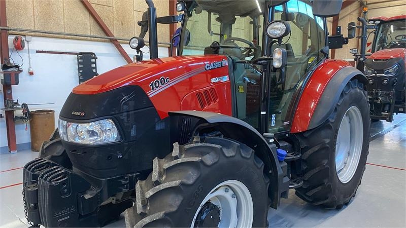 Case IH Farmall 100C - Tractor: foto 1 Case IH Farmall 100C - Tractor: foto 1