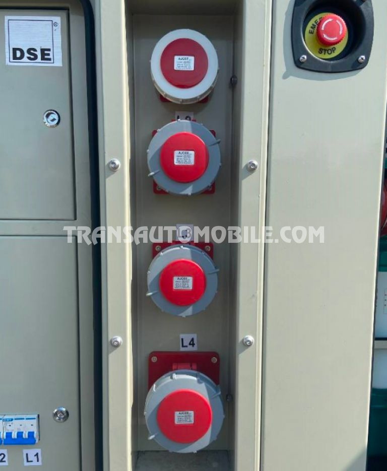 Cummins 220 KVA 34.0L DIESEL - EXPORT OUT EU - Generador industriale: foto 5 Cummins 220 KVA 34.0L DIESEL - EXPORT OUT EU - Generador industriale: foto 5